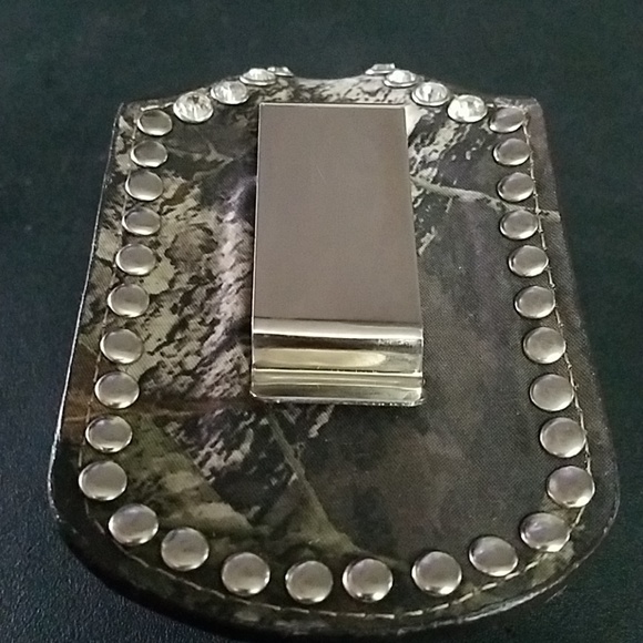 Leather Case - Picture 4 of 8